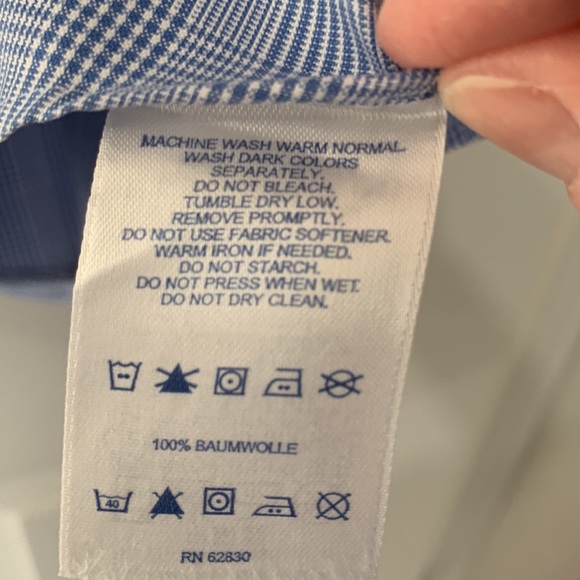 Lands’ End No Iron Oxford - Picture 5 of 7